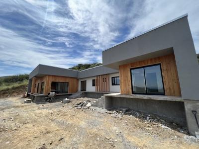 Hermosa casa nueva en Curico Zapallar, 175 mt2, 3 habitaciones