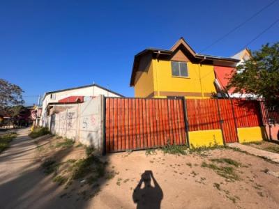 Vende casa en Curacaví de 2 dorm y 1 baño. Mide 50 mt2, ROL, 50 mt2, 2 habitaciones