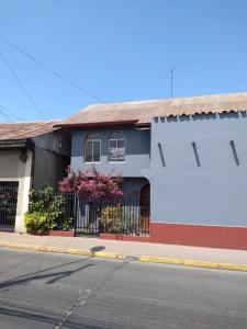Vendo excelente propiedad centro Curicó, 4 habitaciones
