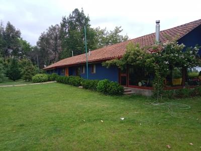 En venta amplia casa en 7,43 hectareas en Linares., 280 mt2, 4 habitaciones