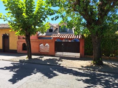Casa en Barrio Oriente de Linares, a pasos de Consultorio, 112 mt2, 6 habitaciones
