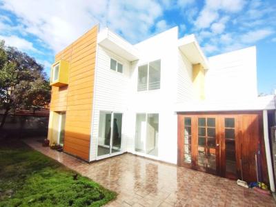 Hermosa casa de 3D en céntrico sector de Machalí, 75 mt2, 3 habitaciones