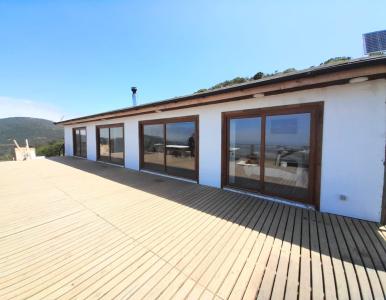 Amplia casa con vista panorámica al valle y al mar, 144 mt2, 3 habitaciones