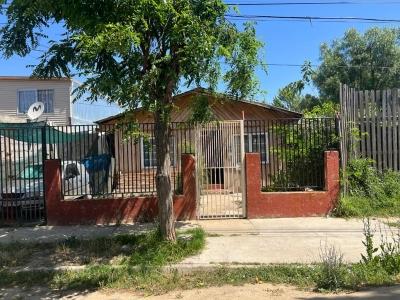 Se Vende Terreno Con 2 Casas en Belloto Centro, 5 habitaciones