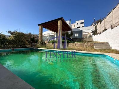 Finster vende Hermosa Casa Mediterránea en Lomas del Sol, Quilpué, 156 mt2, 4 habitaciones