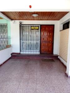 Se vende casa en Población Rancagua Norte, 90 mt2, 4 habitaciones