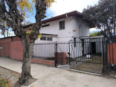 Se vende amplia propiedad Villa La Lata, San Bernardo, 134 mt2, 6 habitaciones