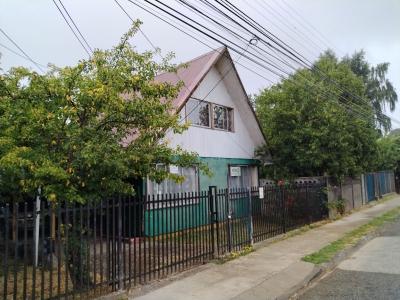 Se Vende Casa de Esquina e Individual en Valdivia Sector Residencial, 130 mt2, 3 habitaciones