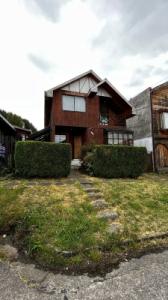 Se vende casa con cabaña interior en Villarrica., 120 mt2, 4 habitaciones