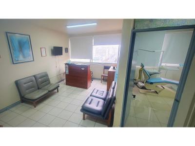 Oportunidad en corazón de Viña del mar, Amplia oficina con patente de clinica dental, 120 mt2, 4 habitaciones