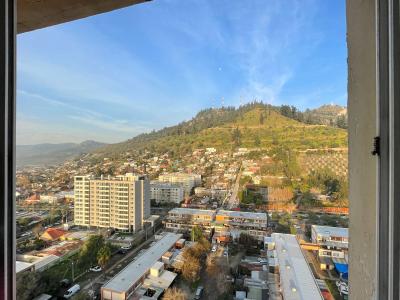 Departamento Con Hermosa Vista Al Cerro San Cristobal, 77 mt2, 3 habitaciones