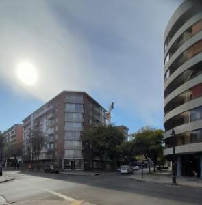 AMPLIO DEPARTAMENTO TOESCA/ECHAURREN CON EST Y BODEGA, 95 mt2, 3 habitaciones
